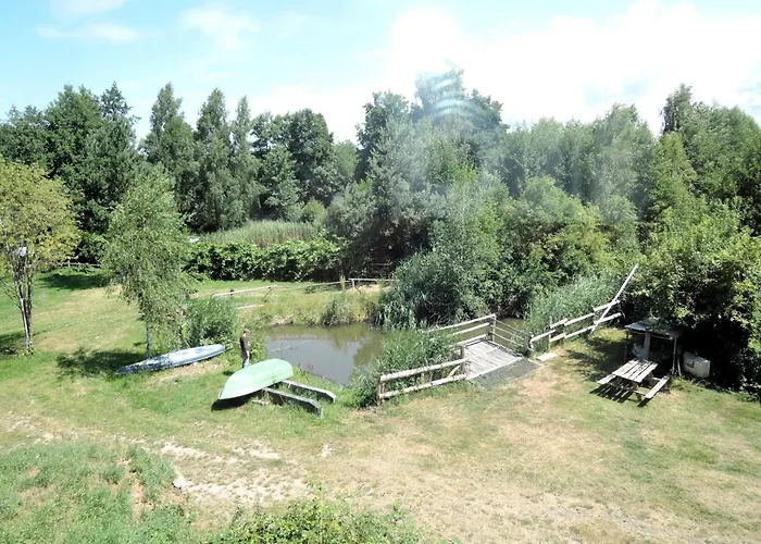 With Pool In Ko Czewo